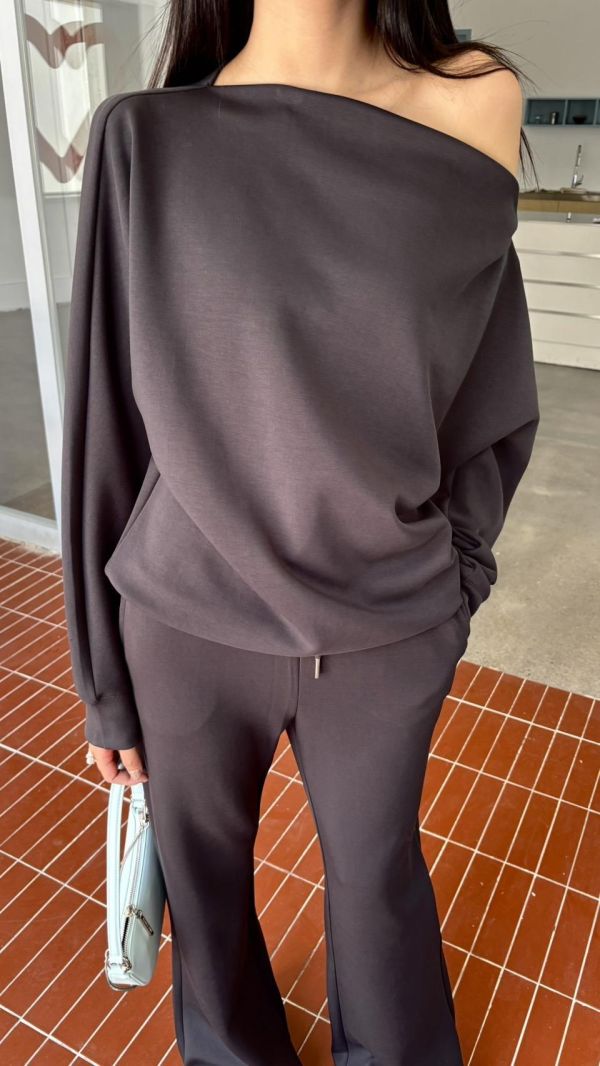 極簡高級斜肩套裝（深灰） 