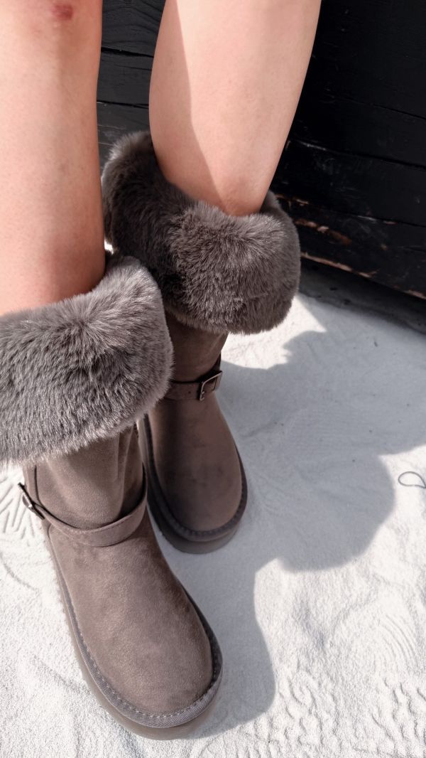 水貂毛可翻折雪靴 