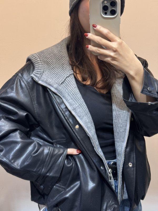 鴨絨90%角蛋白皮外套（黑色） 