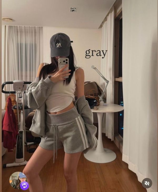 露肩線條休閒外套 