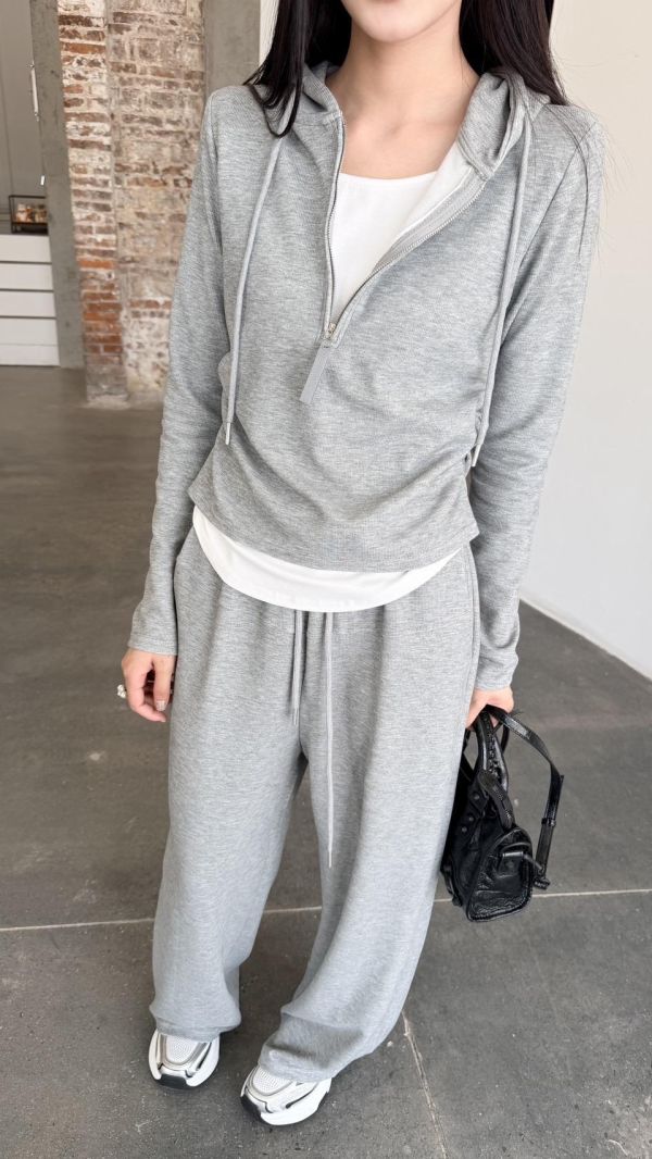 連帽假兩件長褲套裝（花灰） 