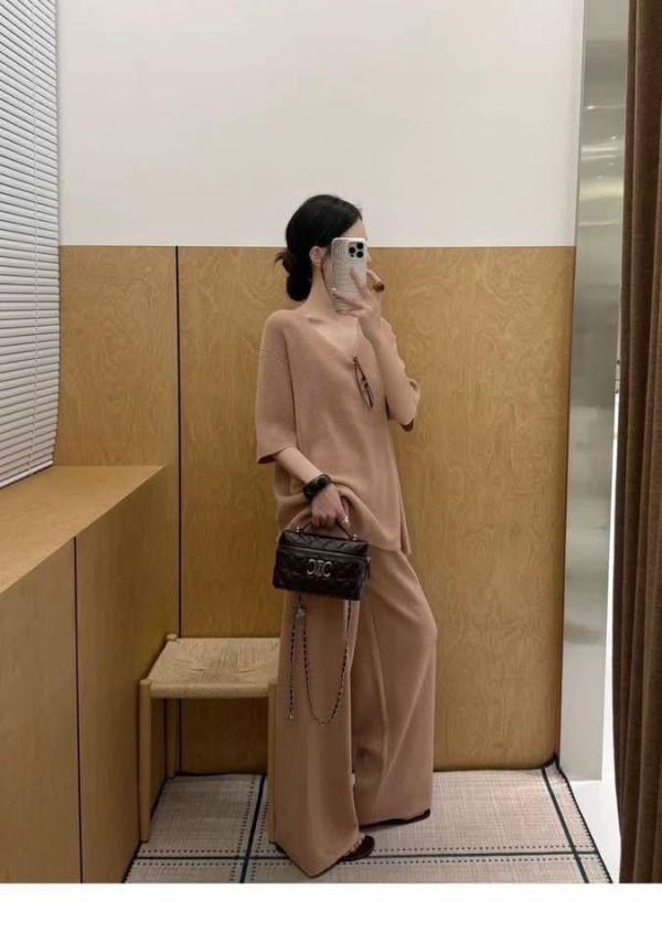 V領顯瘦薄針織套裝 