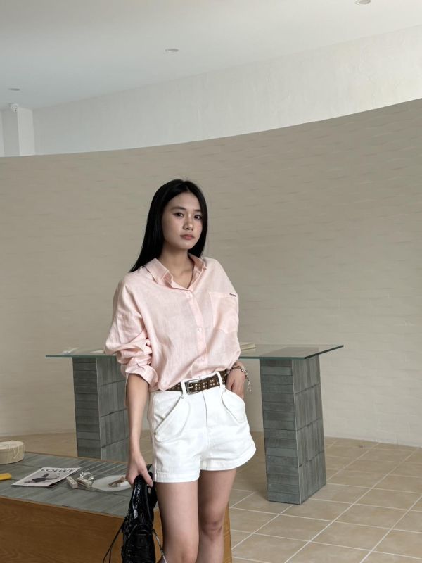 附卯釘皮帶短褲 