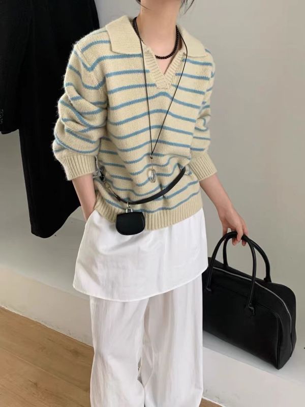 T08.Ｖ領條紋針織衣 
