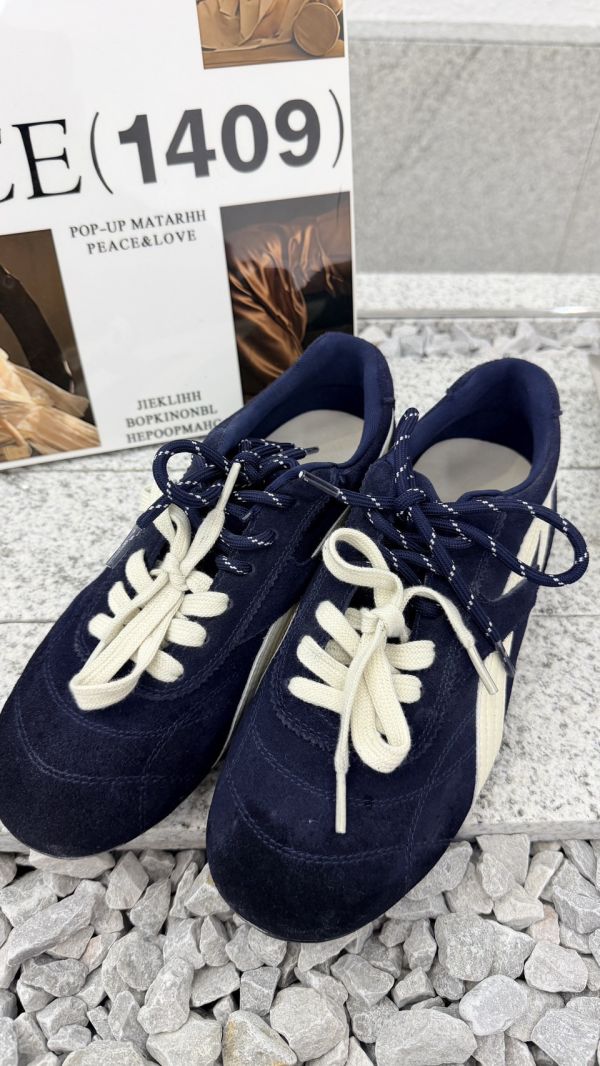 翻毛牛皮德訓鞋 