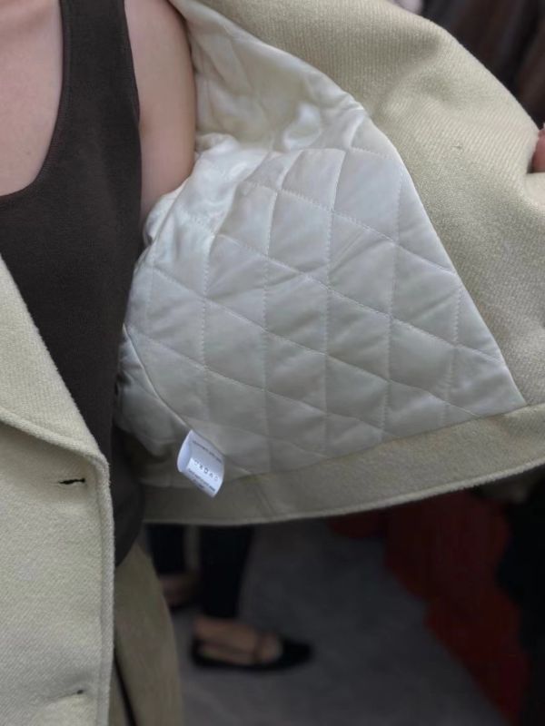 S20.時髦翻領毛呢外套 