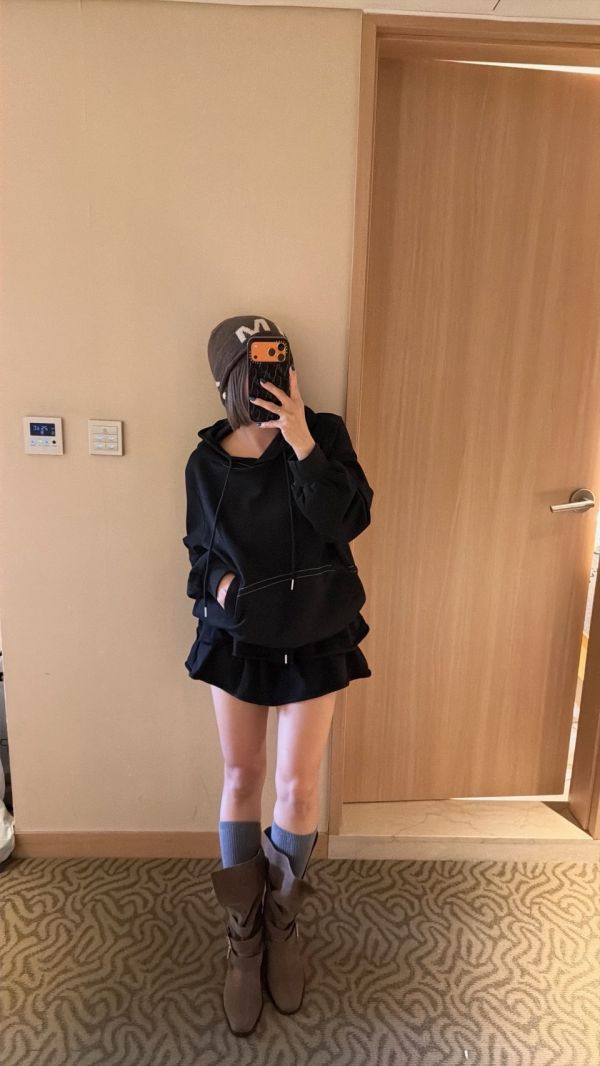 T05.滾車線連帽衣 