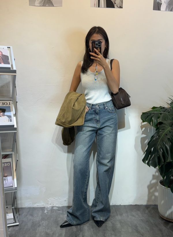 顯瘦直筒牛仔褲 