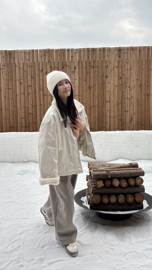 羊羔毛羽絨外套（杏色） 