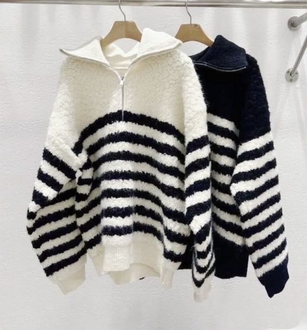 羊毛拉鍊款上衣 