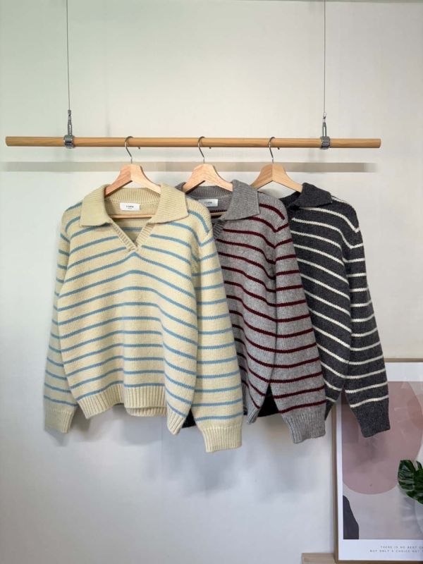 T08.Ｖ領條紋針織衣 