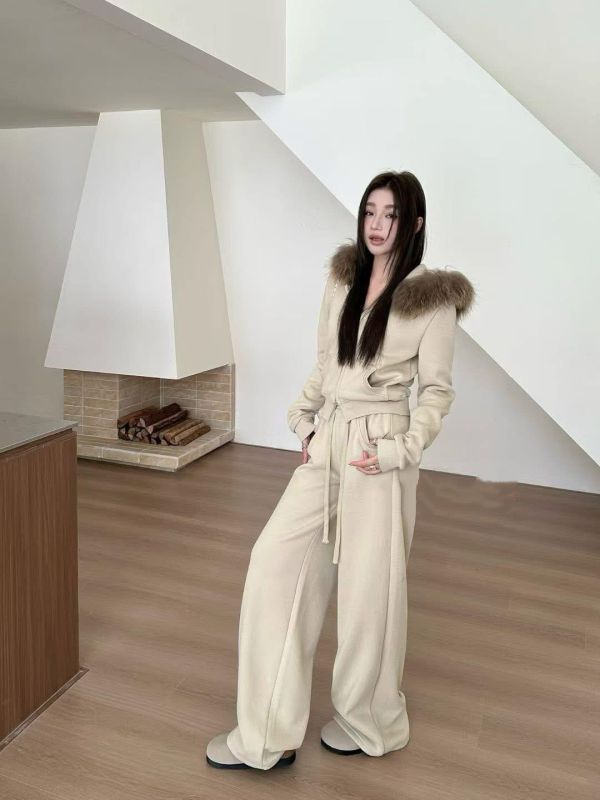 狐狸毛領連帽套裝 