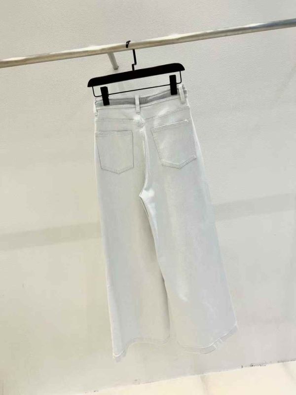 W18.配色牛仔褲 