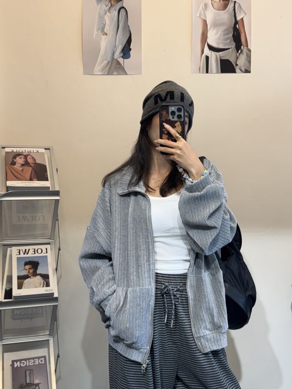 W013.壓折雙拉鍊外套 