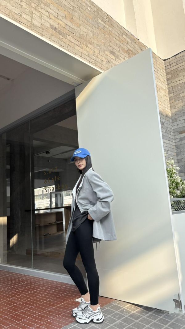 配色領西裝外套（灰色） 