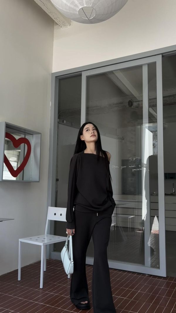 極簡高級斜肩套裝（深灰） 