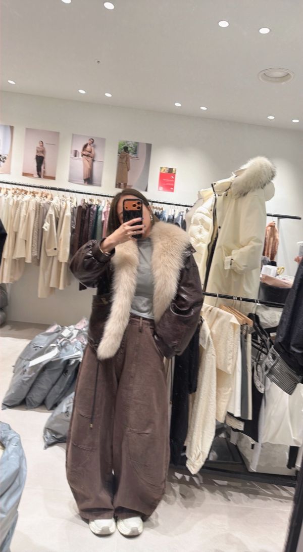 V016.鵝絨狐狸毛外套 