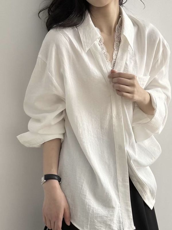 領口拼蕾絲襯 