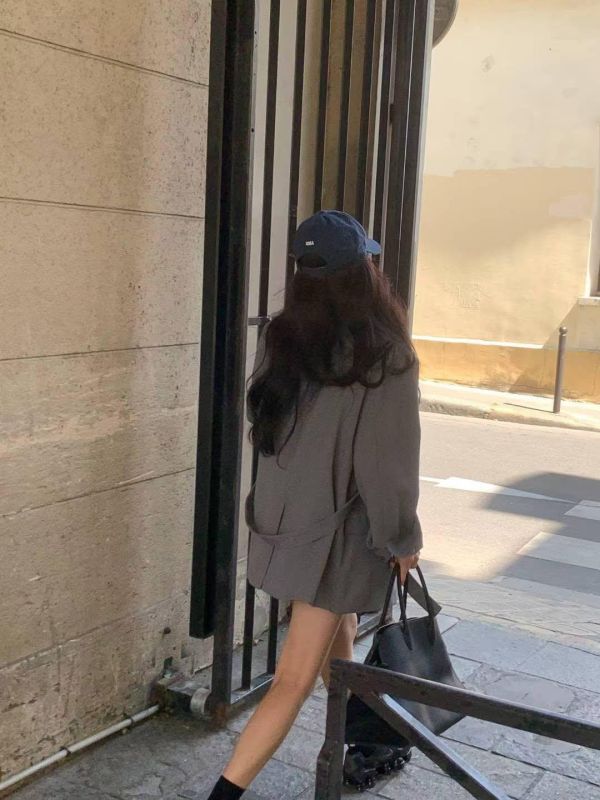 小腰帶西裝外套 