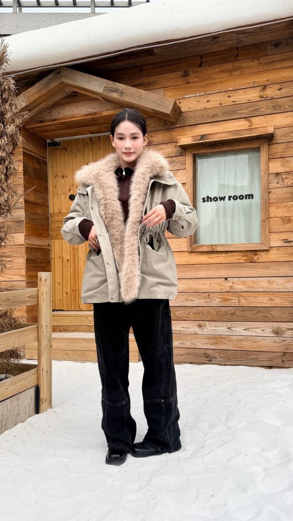 羽絨軍外套（卡其色） 