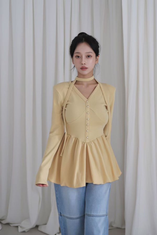 S01.洋氣Ｖ領飄帶衣 