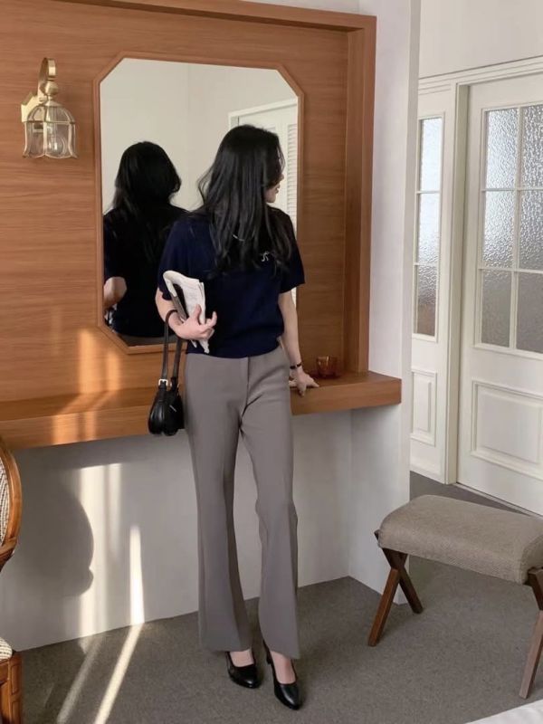 收腹微喇叭西裝褲 