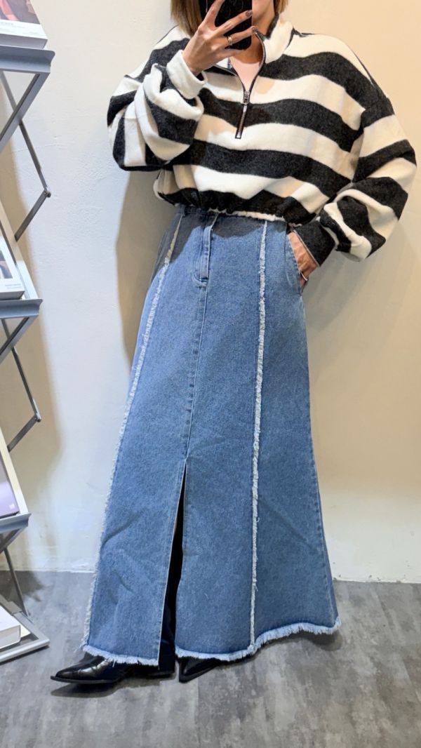 開衩滾邊牛仔裙 