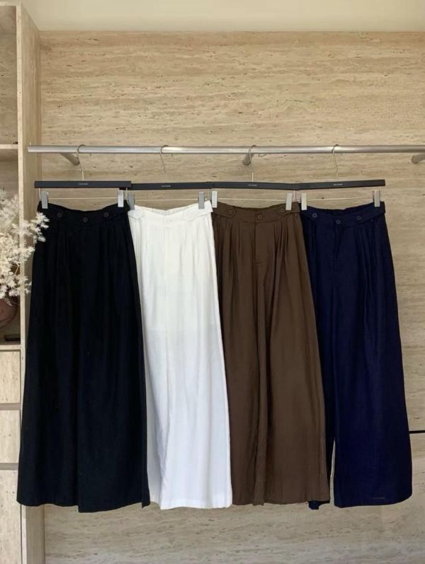 側釦天絲後鬆緊褲 