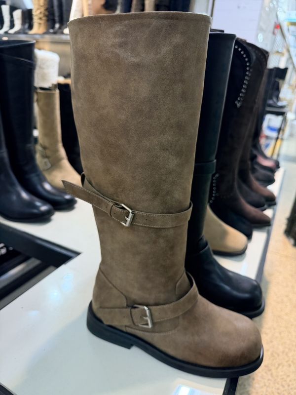 T015.皮革皮帶扣長靴 