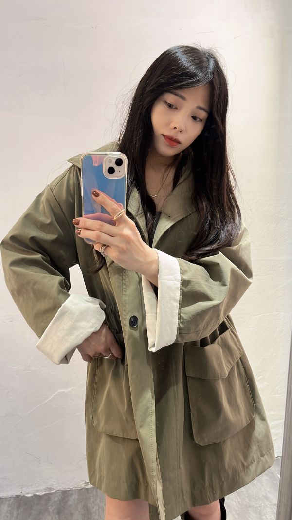 A014.收腰口袋風衣外套 