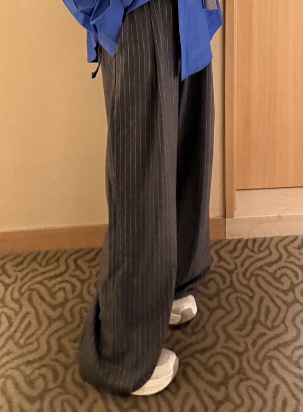 V03.毛呢線條長褲 