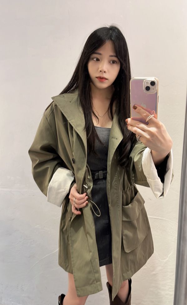 A014.收腰口袋風衣外套 