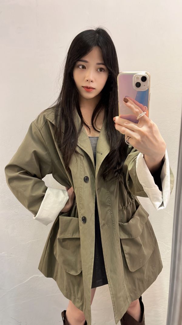 A014.收腰口袋風衣外套 