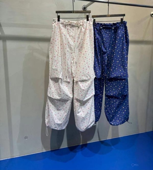Q9.碎花工裝褲 
