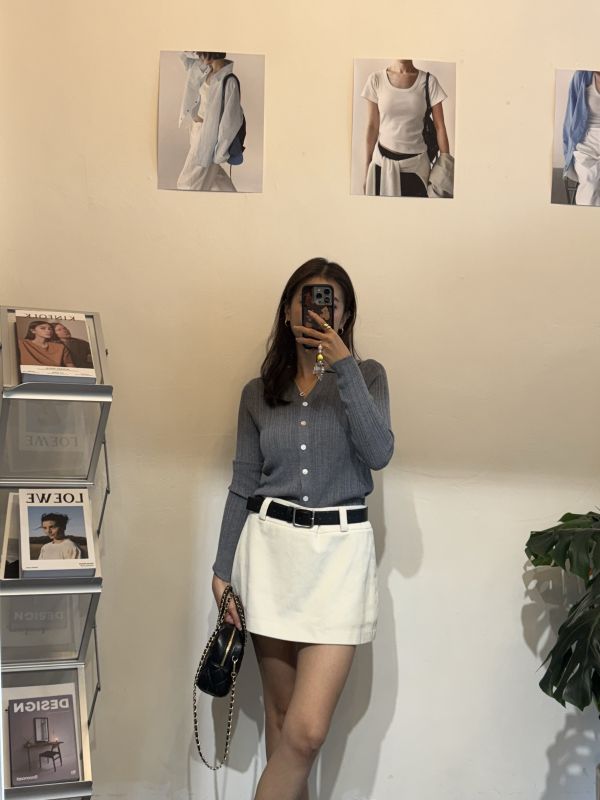 Ｖ領釦針織上衣 