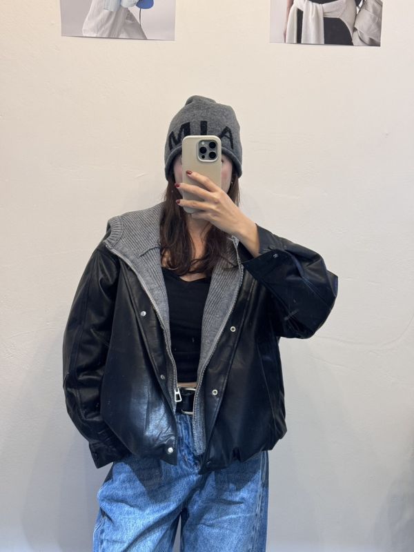 鴨絨90%角蛋白皮外套（黑色） 