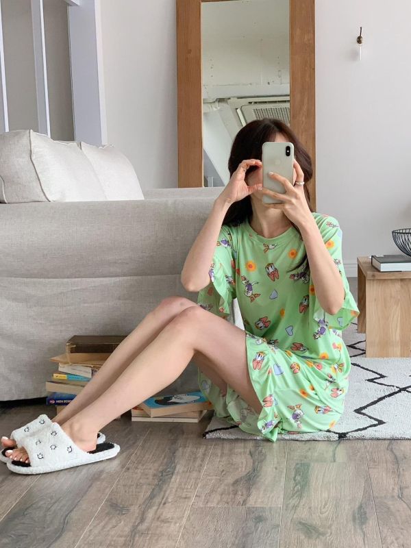 S19.滾花邊卡通睡衣 