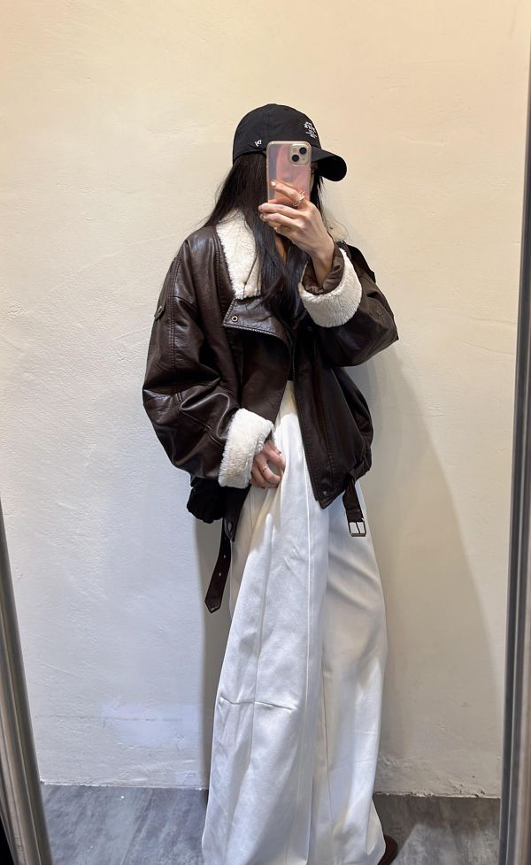 直筒內薄絨顯瘦褲 