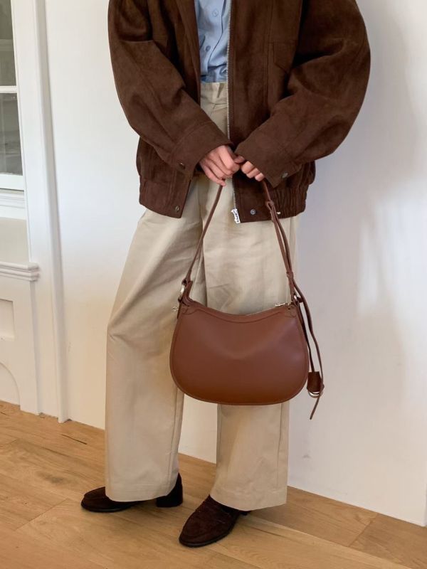 V030.馬鞍雙面包（牛皮＋麂皮） 