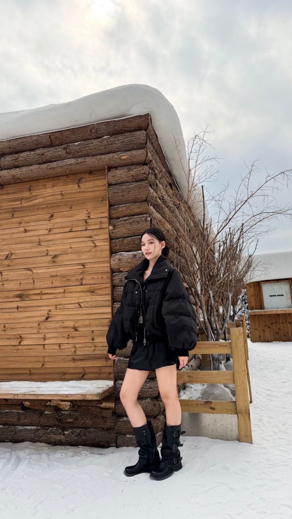 90%鴨絨狐狸毛外套（黑色） 