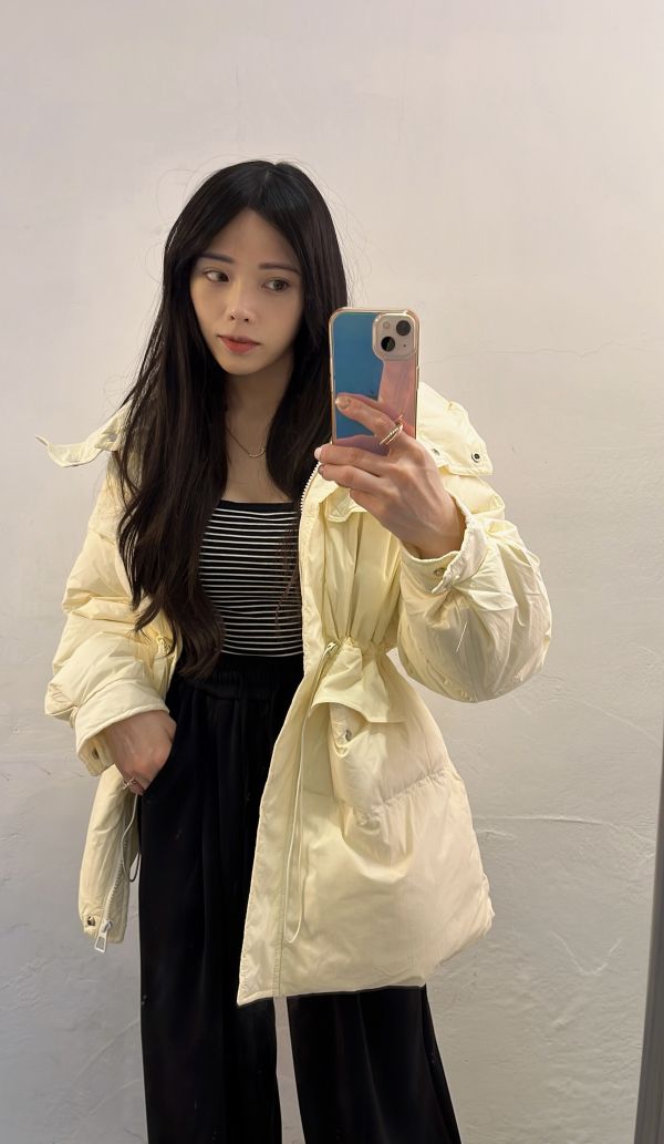 白鴨絨90%縮腰外套 