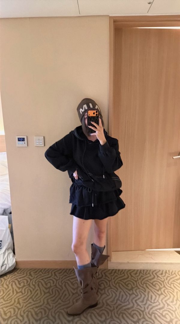 T05.滾車線連帽衣 