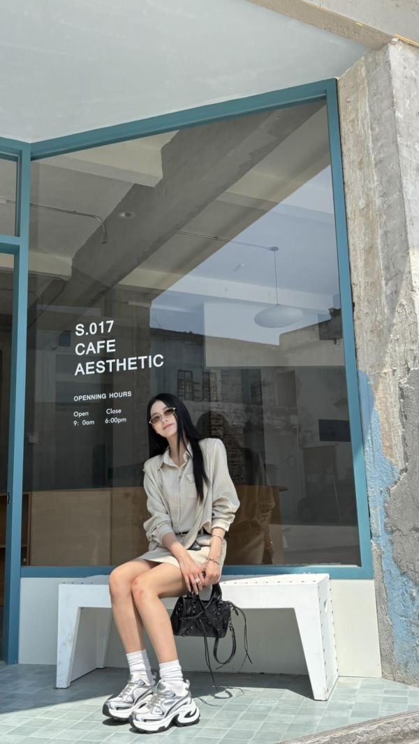 附披肩套裝（杏色） 