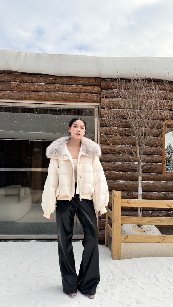 90%鴨絨狐狸毛外套（奶白） 