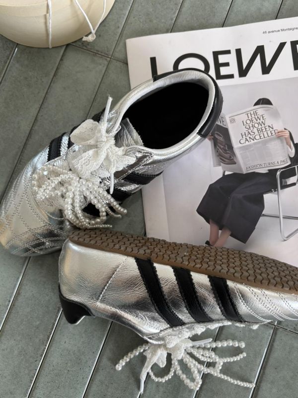 牛皮銀元素德訓鞋 