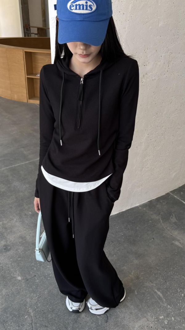 連帽假兩件長褲套裝（黑色） 