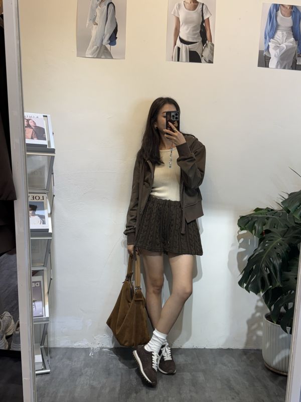 T017.休閒麂皮球鞋 