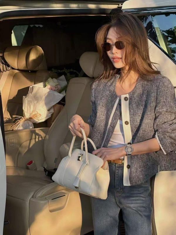 小香短版編織外套 