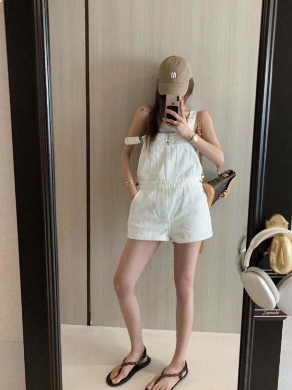 春夏百搭牛仔吊帶褲 