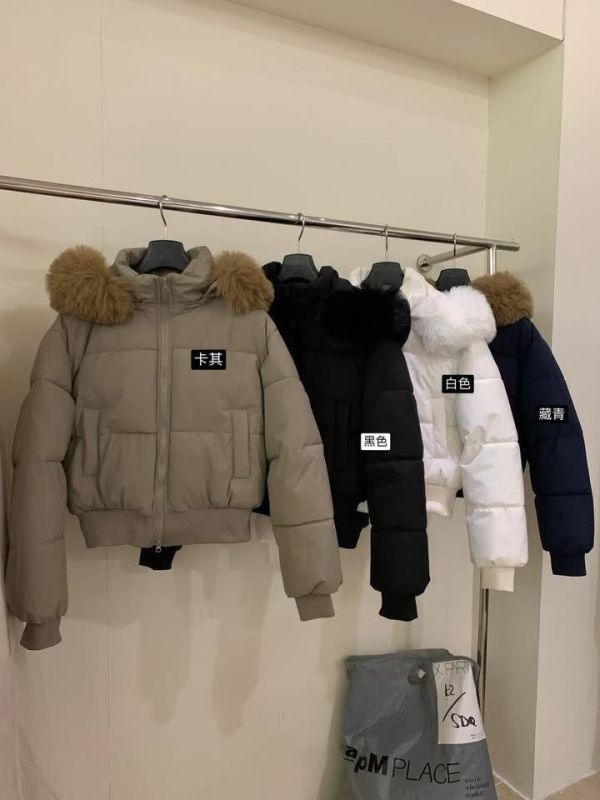 大毛領鋪棉外套 